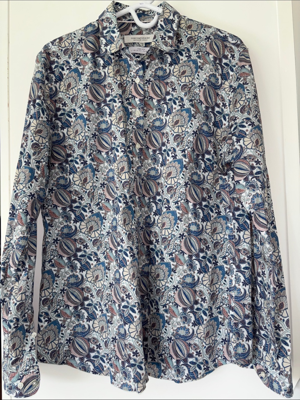 Simon’s Contemporaine cotton floral blouse.